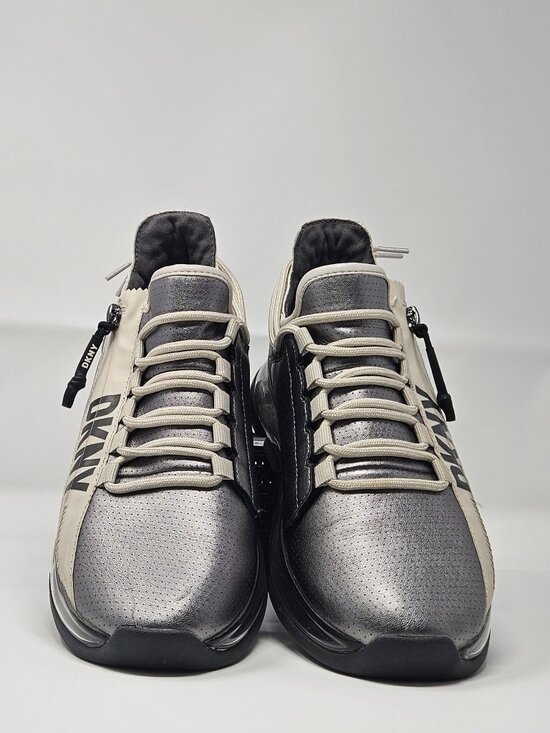 DKNYC Shoes - DKNY Tokyo Slip on Sneaker. Size 8. Gunmetal